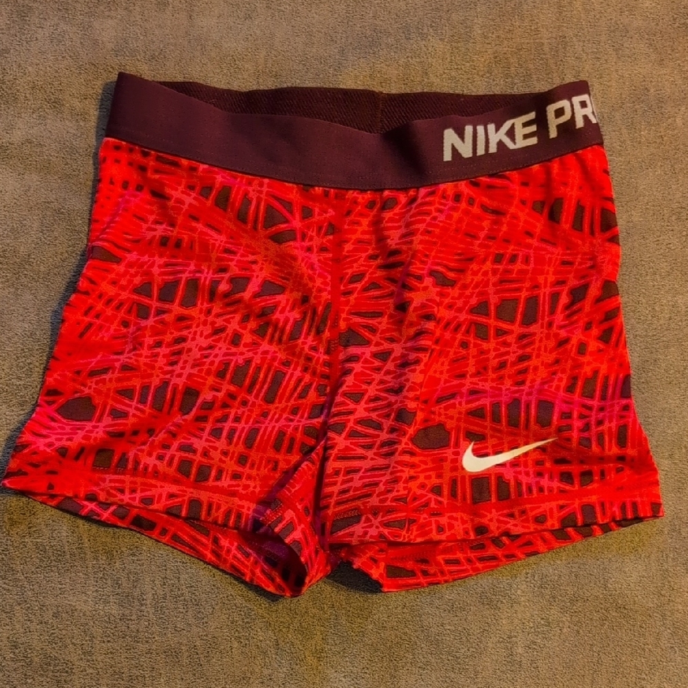 Nike Pro Pink & Burgundy Patterned Shorts